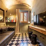 Boutique Homes *