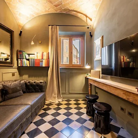 Boutique Homes *